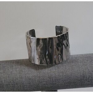 Silver Hammered Textured Wide Cuff Bracelet Brutalist Statement Size M Gorpcore